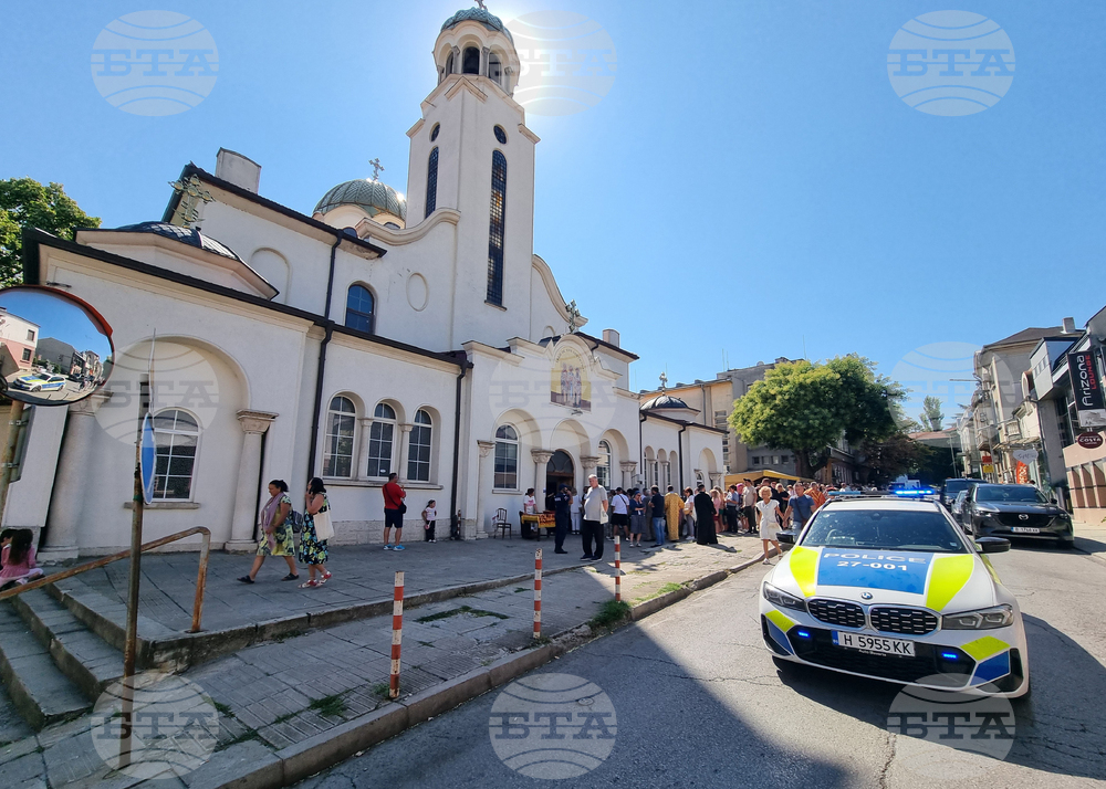 Шумен - чудотворната Хавайска мироточива Иверска икона на Пресвета Богородица - поклонение
