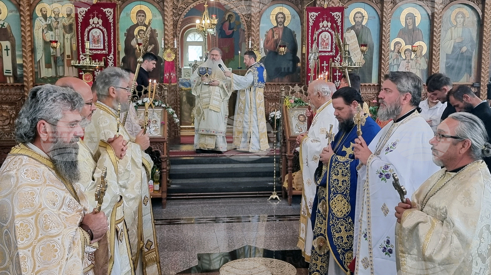 Шумен - чудотворната Хавайска мироточива Иверска икона на Пресвета Богородица - поклонение
