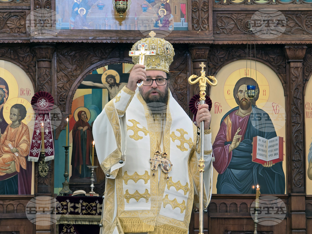 Село Арчар - храм „Успение Богородично“ - литургия