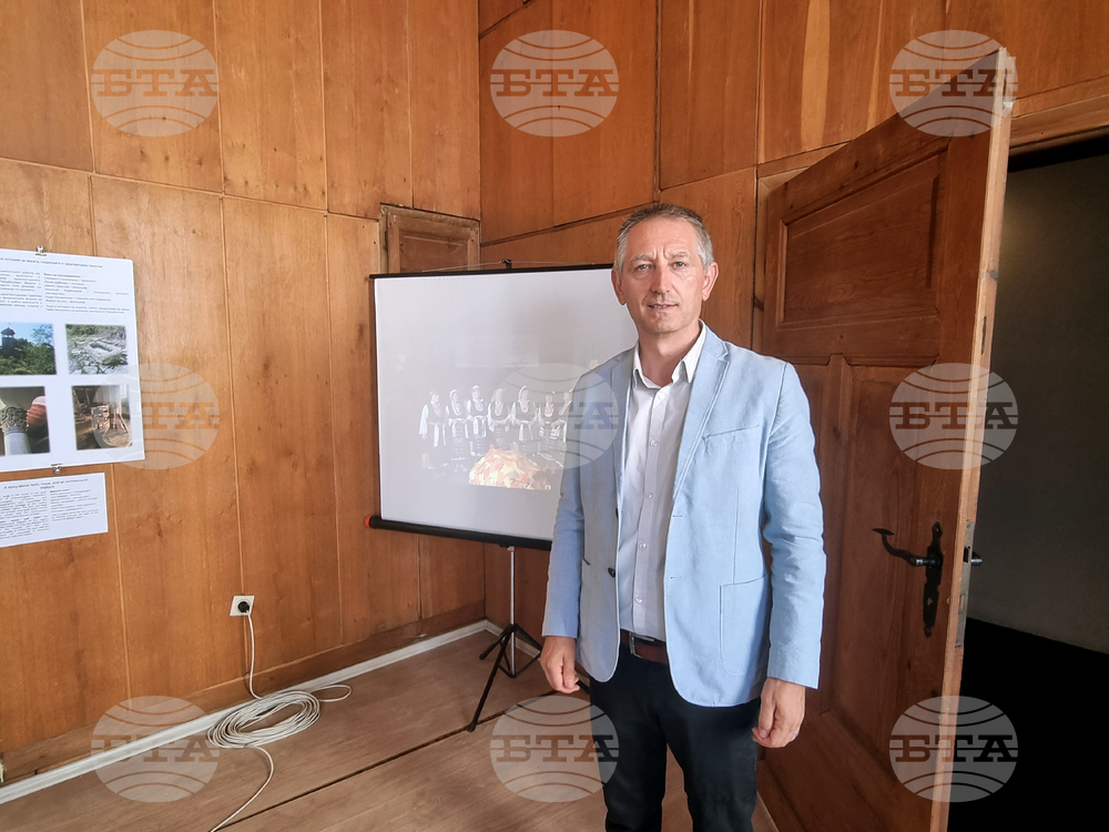 Велико Търново - изложба - къщи