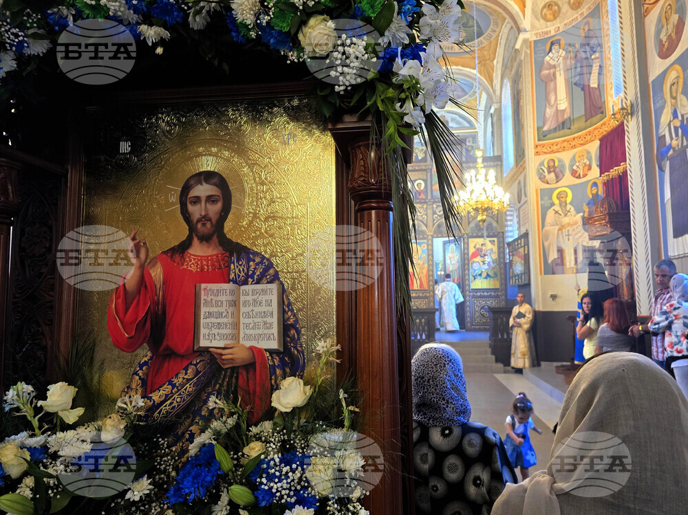 Сливен - храм „Св. Богородица“   - Опело Богородично