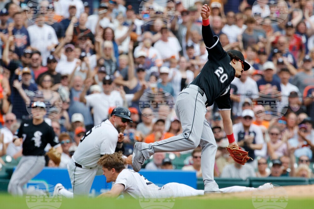 White Sox Tigers Baseball
