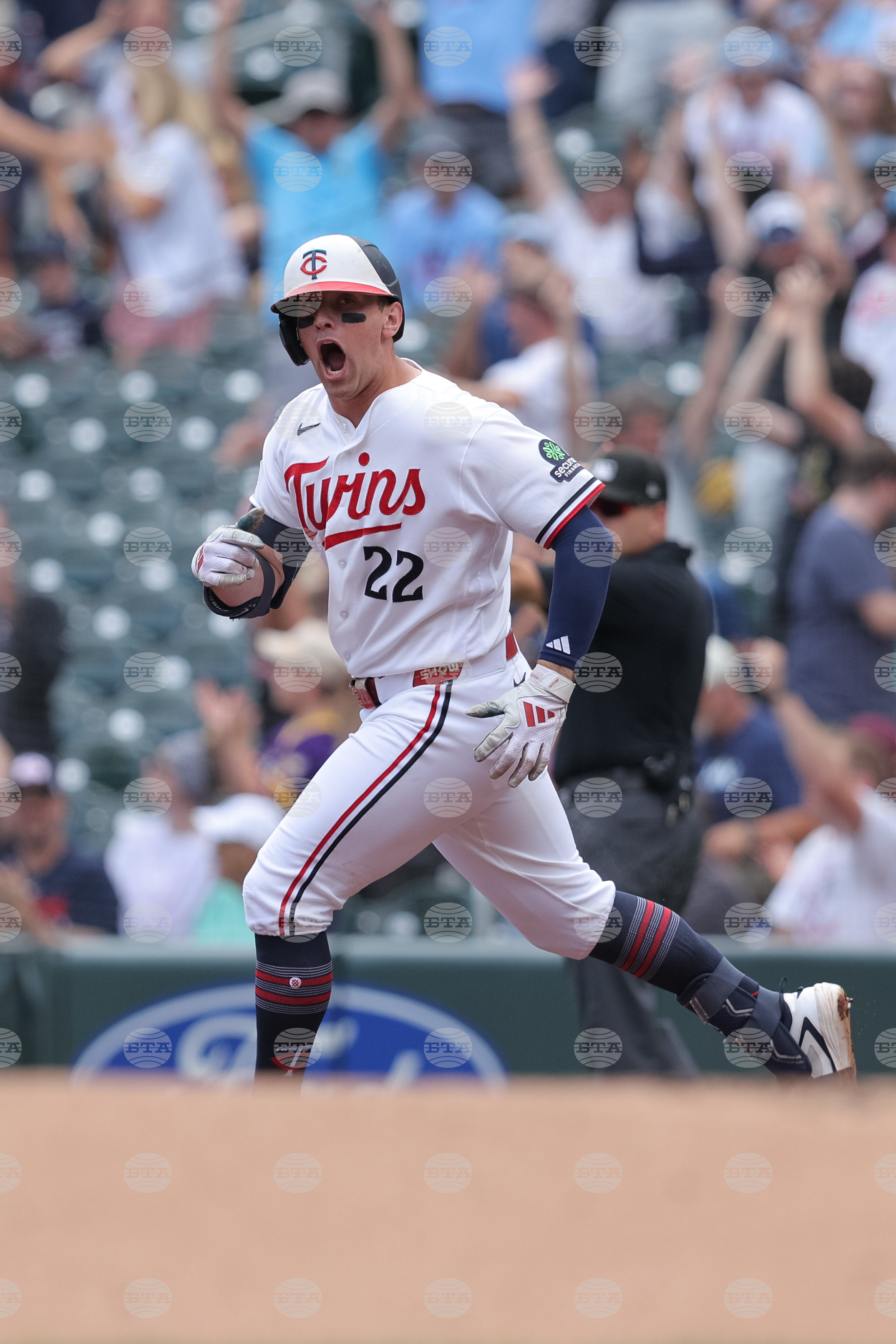 Phillies Twins Baseball