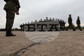 Летище Доброславци - военен парад - подготовка