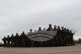 Летище Доброславци - военен парад - подготовка