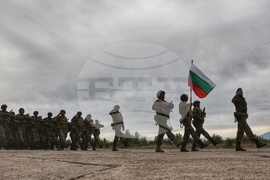 Летище Доброславци - военен парад - подготовка