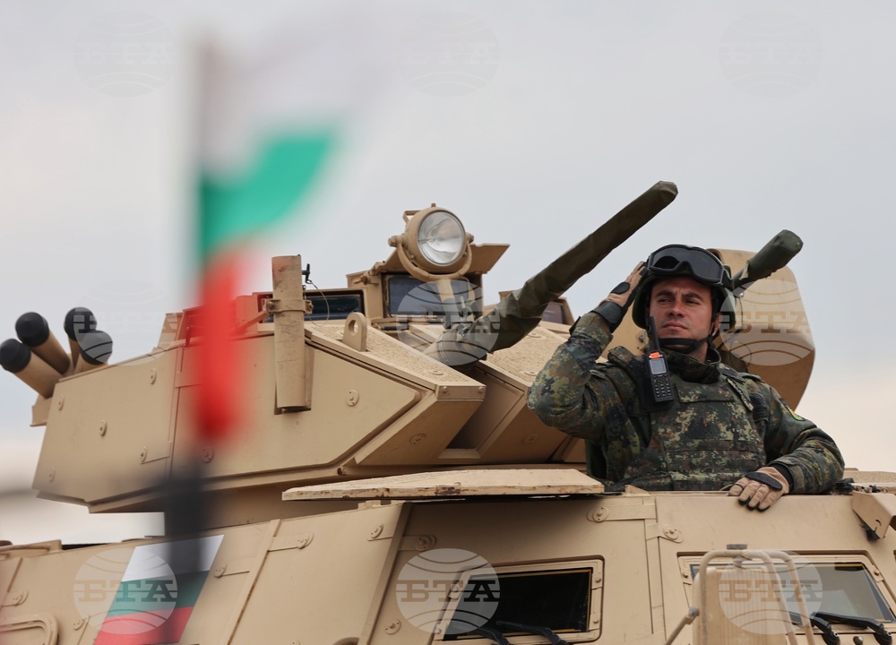 Летище Доброславци - военен парад - подготовка