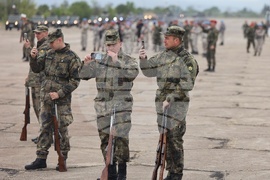 Летище Доброславци - военен парад - подготовка