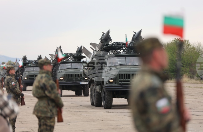 От днес до 20 март личен състав и военна техника ще се придвижват по републиканската пътна и железопътна инфраструктура