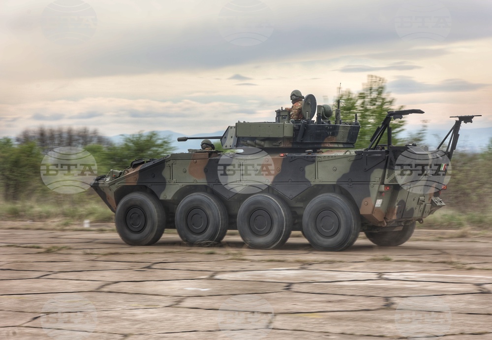 Летище Доброславци - военен парад - подготовка