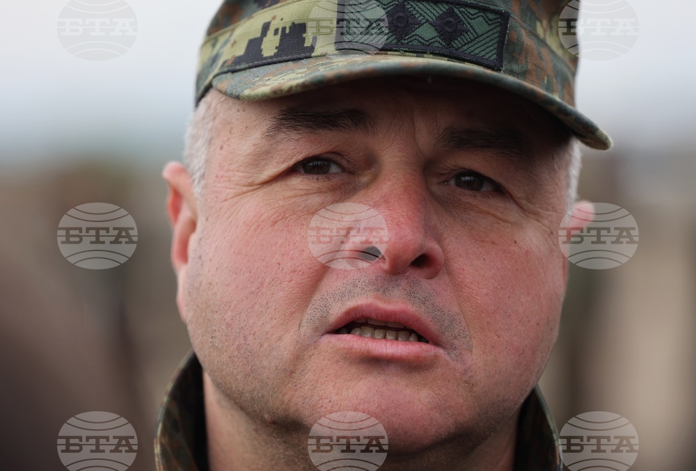 Летище Доброславци - военен парад - подготовка - Деян Дешков