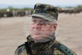 Летище Доброславци - военен парад - подготовка - Деян Дешков