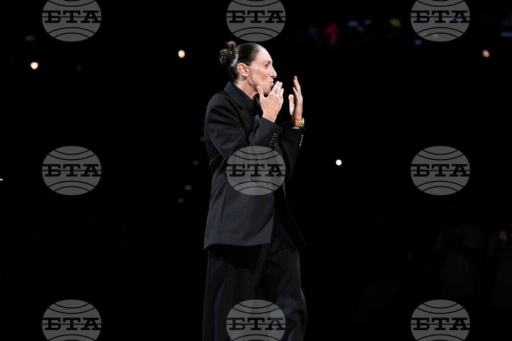 Mercury Taurasi Basketball