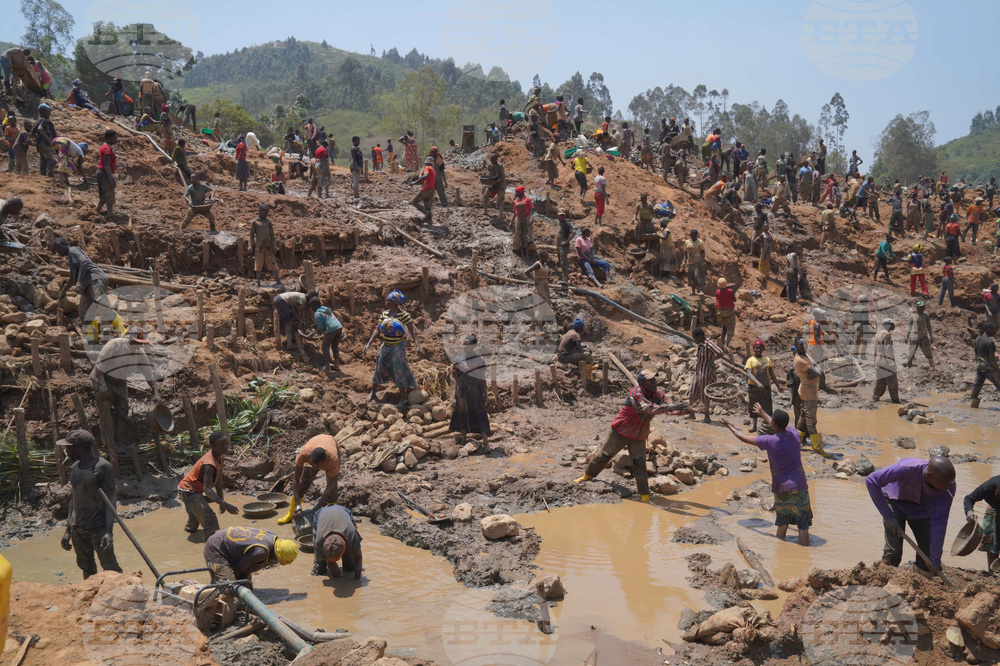 APTOPIX Congo Ebola Mining