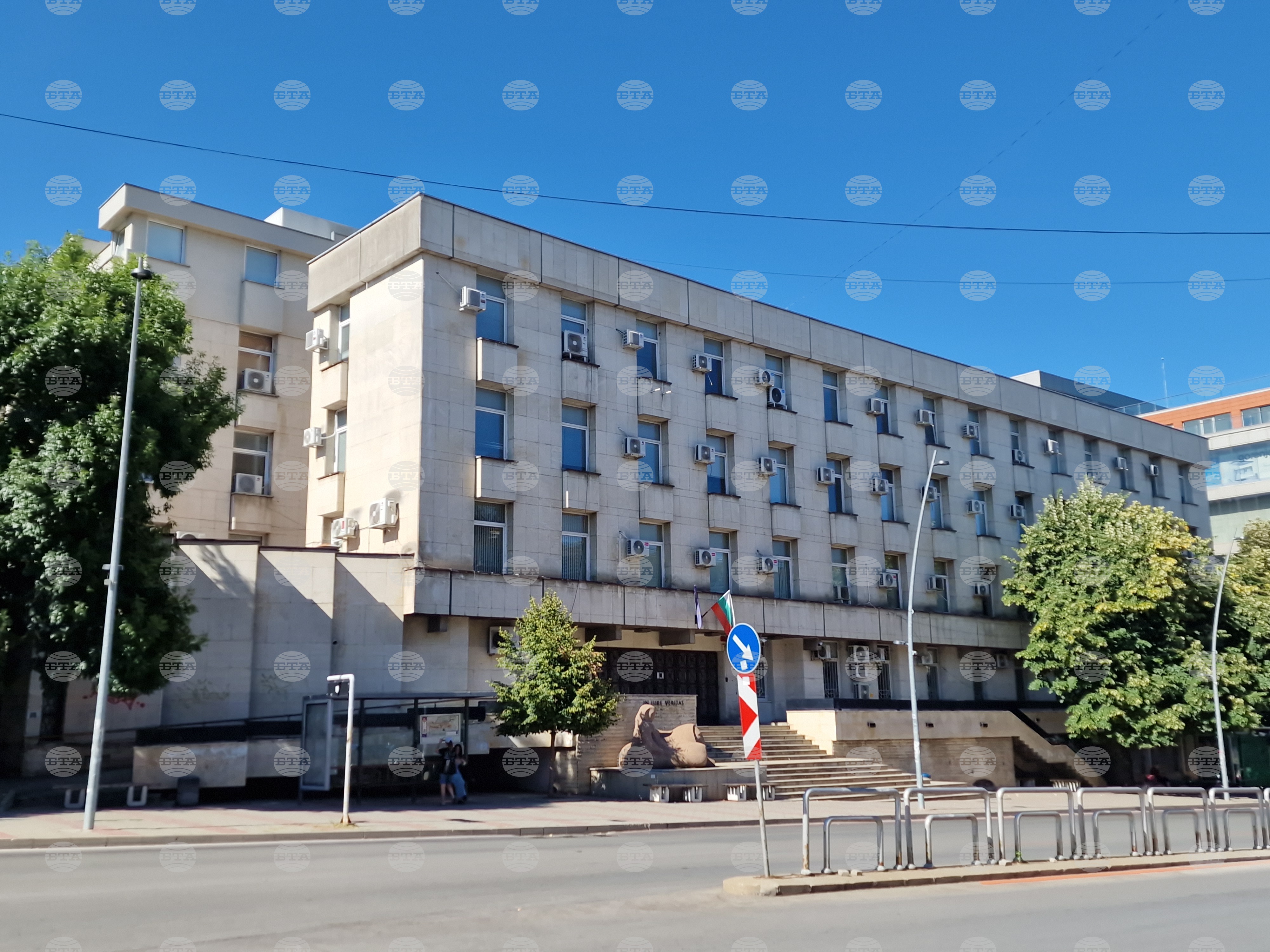 Окръжният съд във Велико Търново отложи за 26 ноември разпоредителното заседание за нанасяне на тежка телесна повреда на директора на полицията в Русе