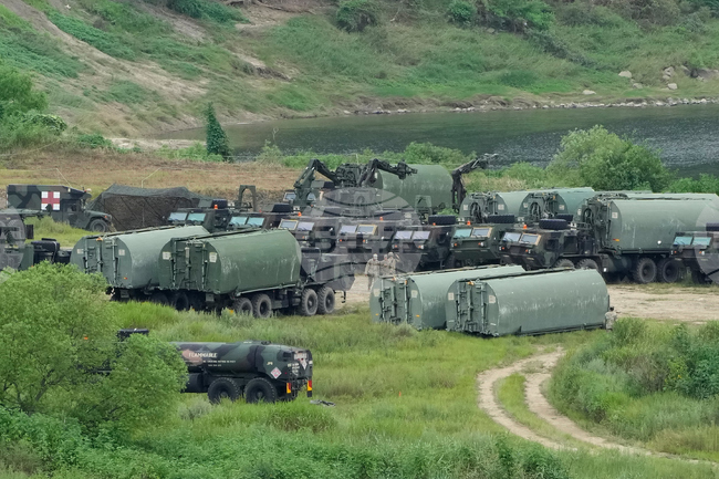 US Koreas