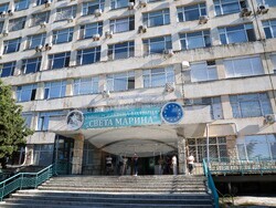 Варна - Чудотворната Хавайска мироточива Иверска икона на Пресвета Богородица - университетската болница „Св. Марина“