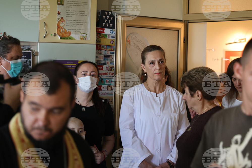 Варна - Чудотворната Хавайска мироточива Иверска икона на Пресвета Богородица - университетската болница „Св. Марина“