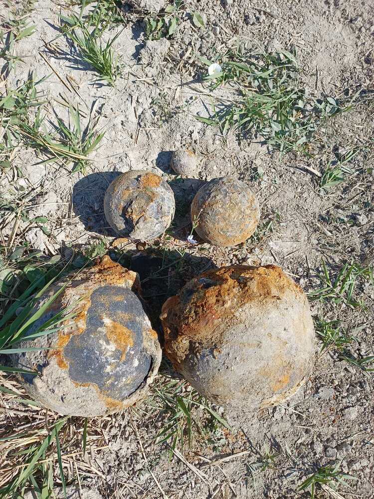 Soldiers Destroy Unexploded Ordnance Found on Danube