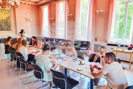 Перник - постановка „С любовта шега не бива“ - първа репетиция