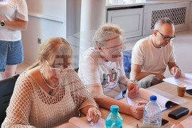 Перник - постановка „С любовта шега не бива“ - първа репетиция