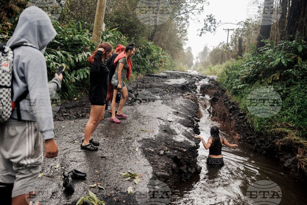 APTOPIX Tropical Weather Hawaii Extreme Weather