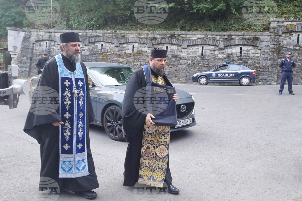 Рилски манастир - Чудотворна Хавайска мироточива Иверска икона на Пресвета Богородица - посрещане