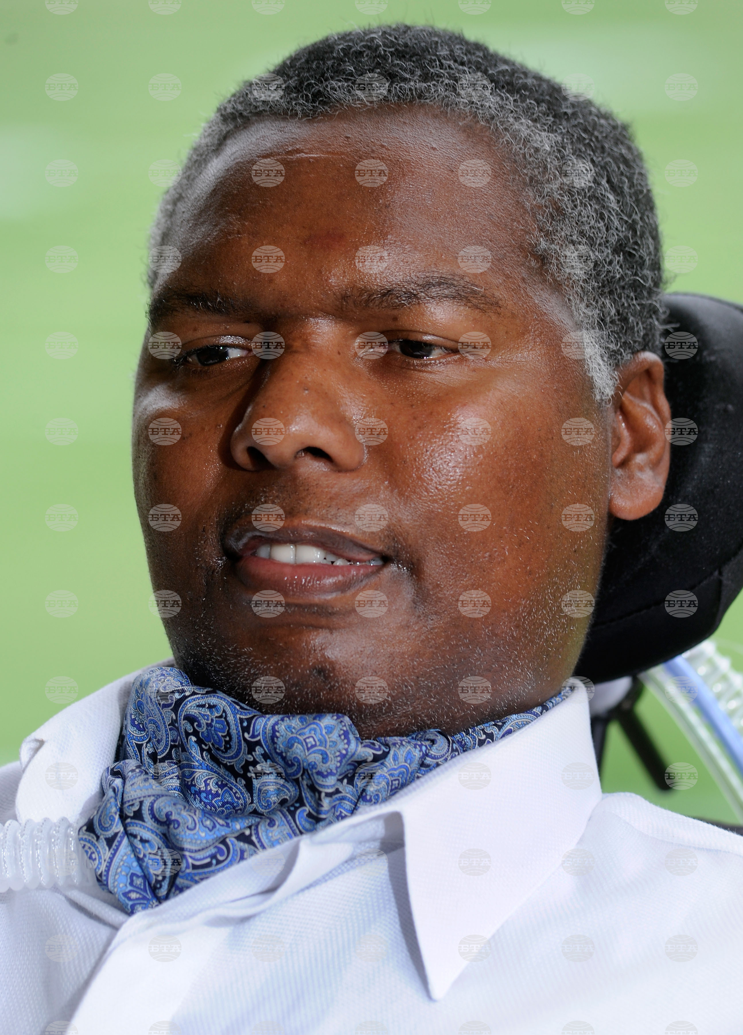 Obit Brigance Football