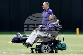 Obit Brigance Football