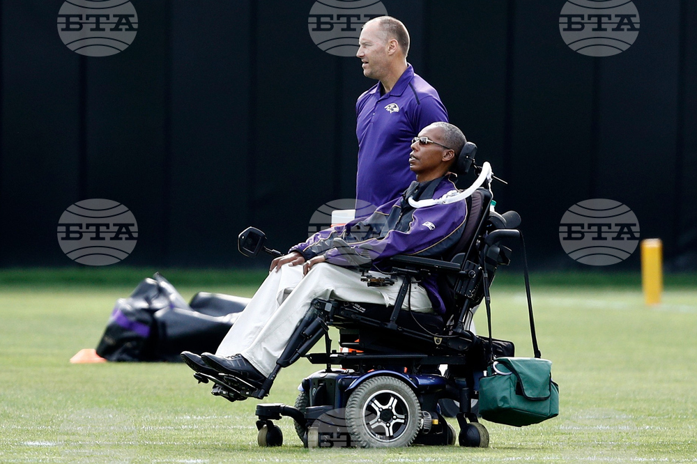 Obit Brigance Football