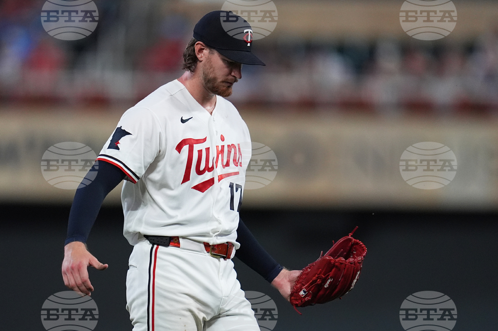 Braves Twins Baseball