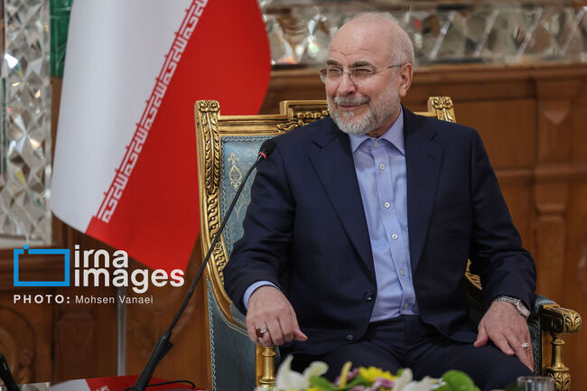 ИРНА: Председателят на иранския парламент ще замине утре на официална визита в Ирак 