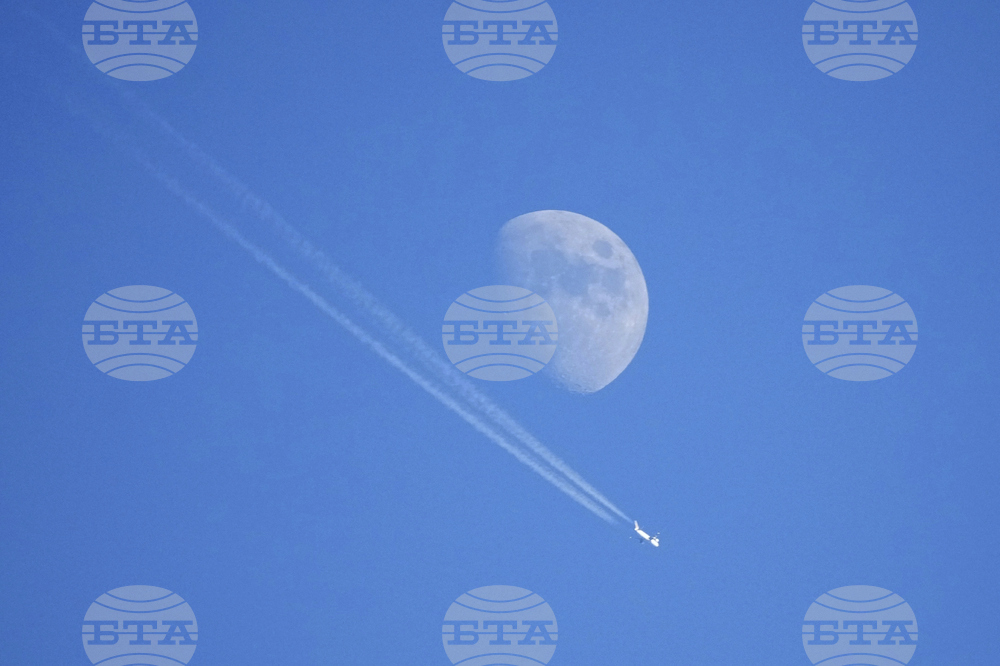 Climate Contrails