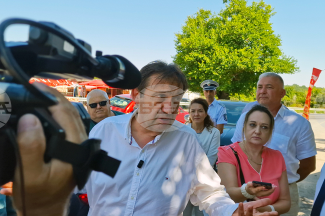 Проект за пътната връзка при Момина чешма край Търговище ще бъде изготвен до месец, каза министър Иван Шишков