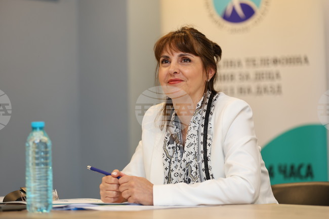 Labor and Social Policy Minister Stresses Need to Restore Public Trust in Institutions