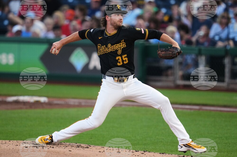 Tigers Pirates Baseball