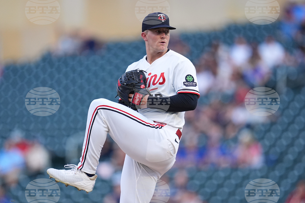 Braves Twins Baseball