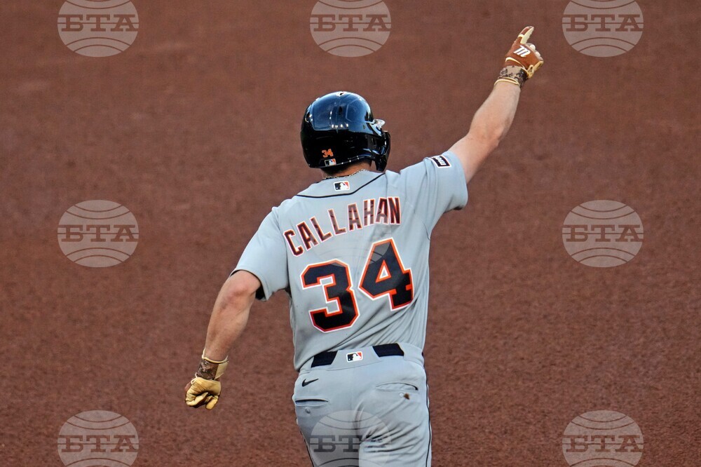 Tigers Pirates Baseball