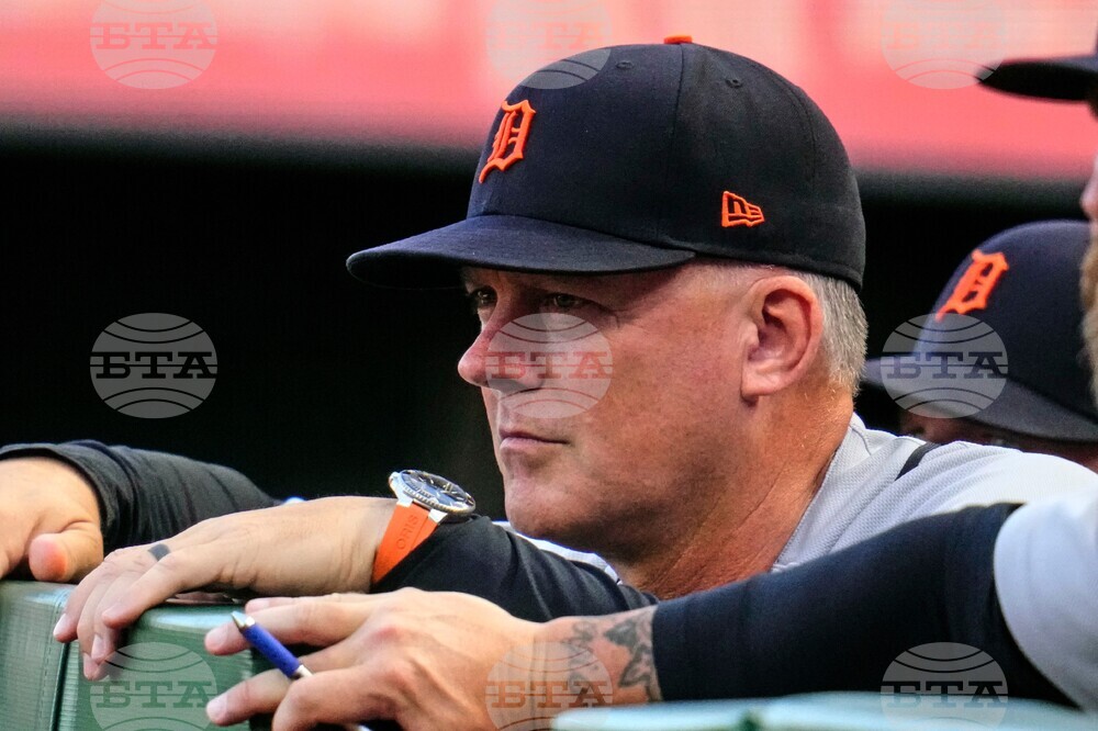 Tigers Pirates Baseball