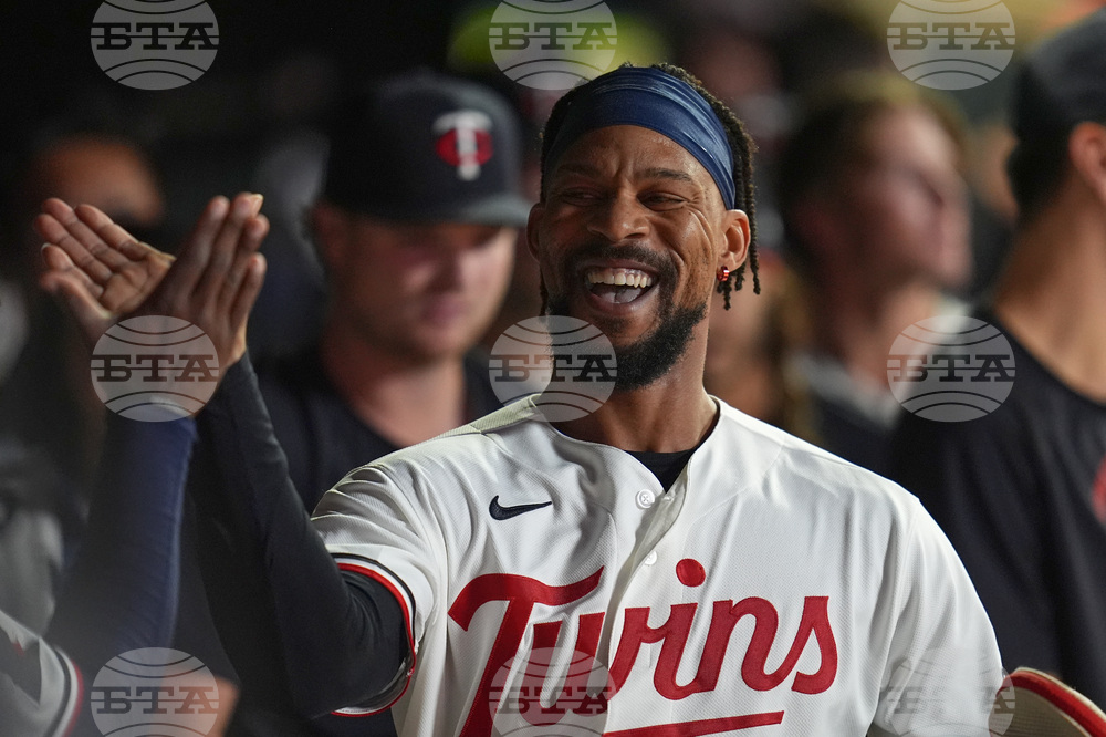 Braves Twins Baseball