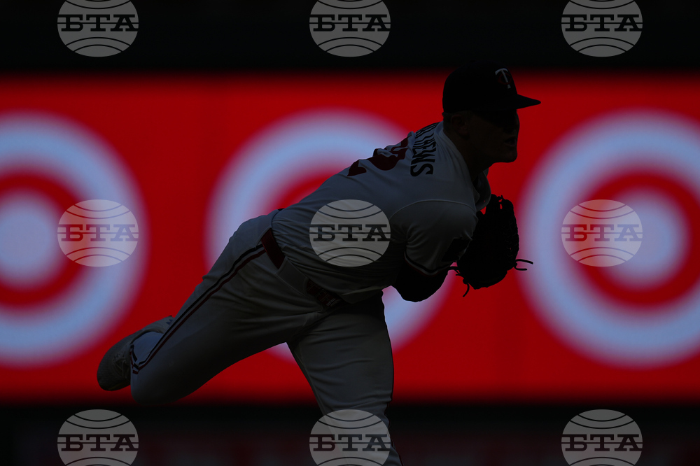 Braves Twins Baseball