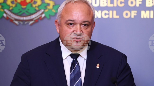 За базата в Безмер сме се подсигурили с мерки за много по-високо ниво на заплаха от тази, която се докладва от службите, заяви вътрешният министър 