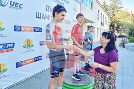 Брезник - Държавен отборен шампионат по шосейно колоездене за юноши старша възраст и мъже - награждаване