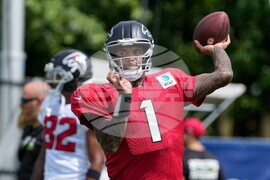 Falcons Colts Camp Football