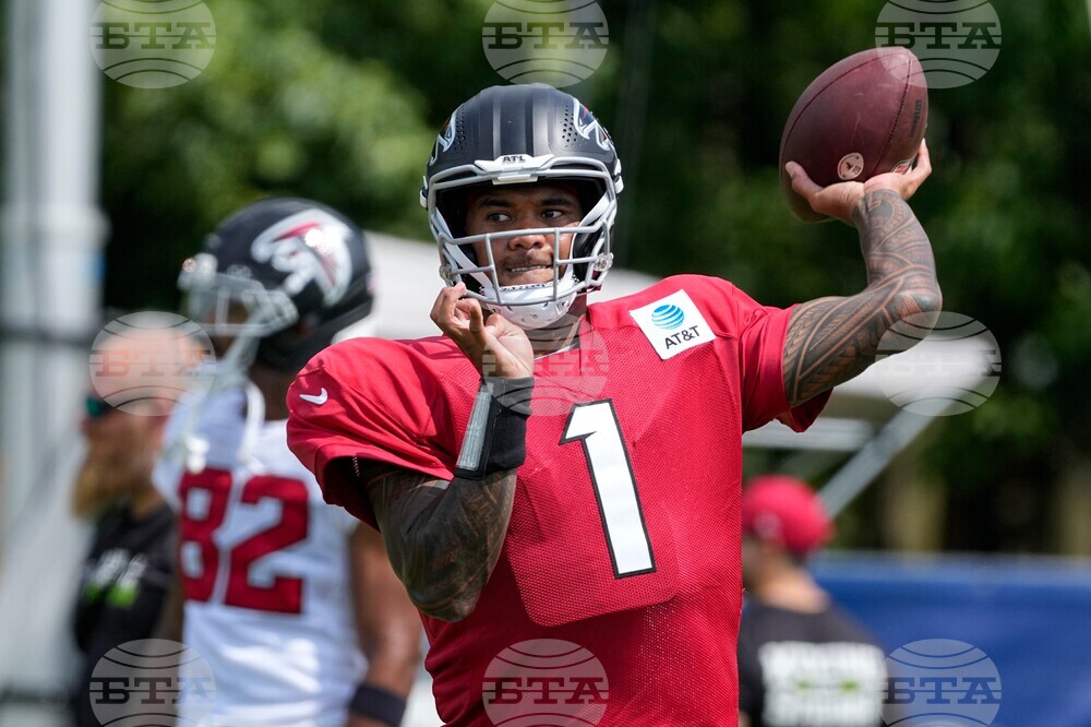 Falcons Colts Camp Football