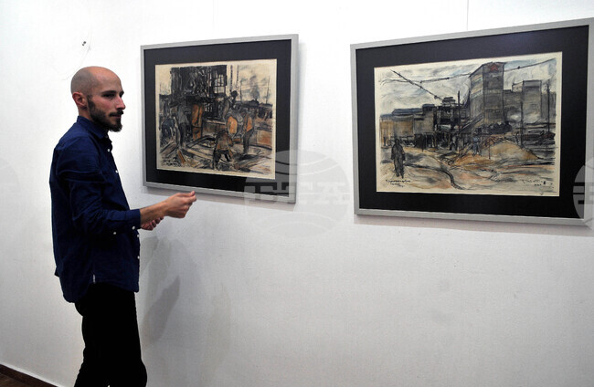 Бургас - Никола Танев - изложба