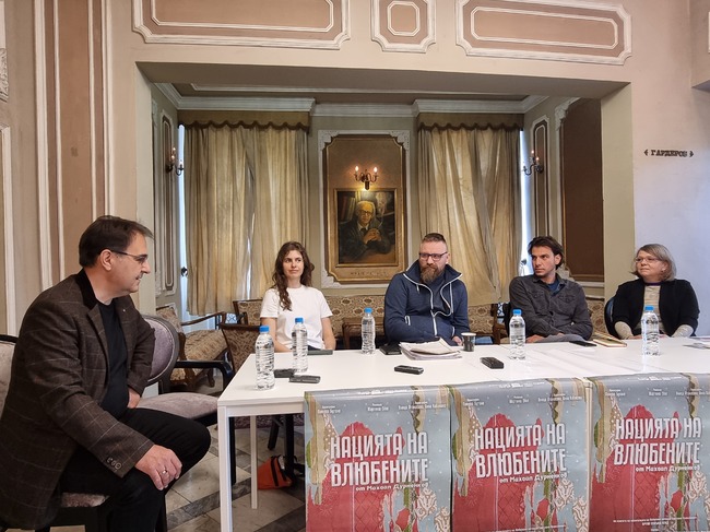 Новият спектакъл на Плевенския театър представя съдби на хора от СССР през любовните им истории