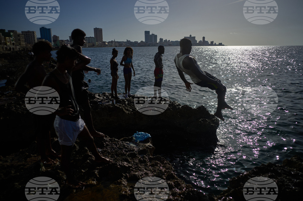 APTOPIX Cuba Daily Life