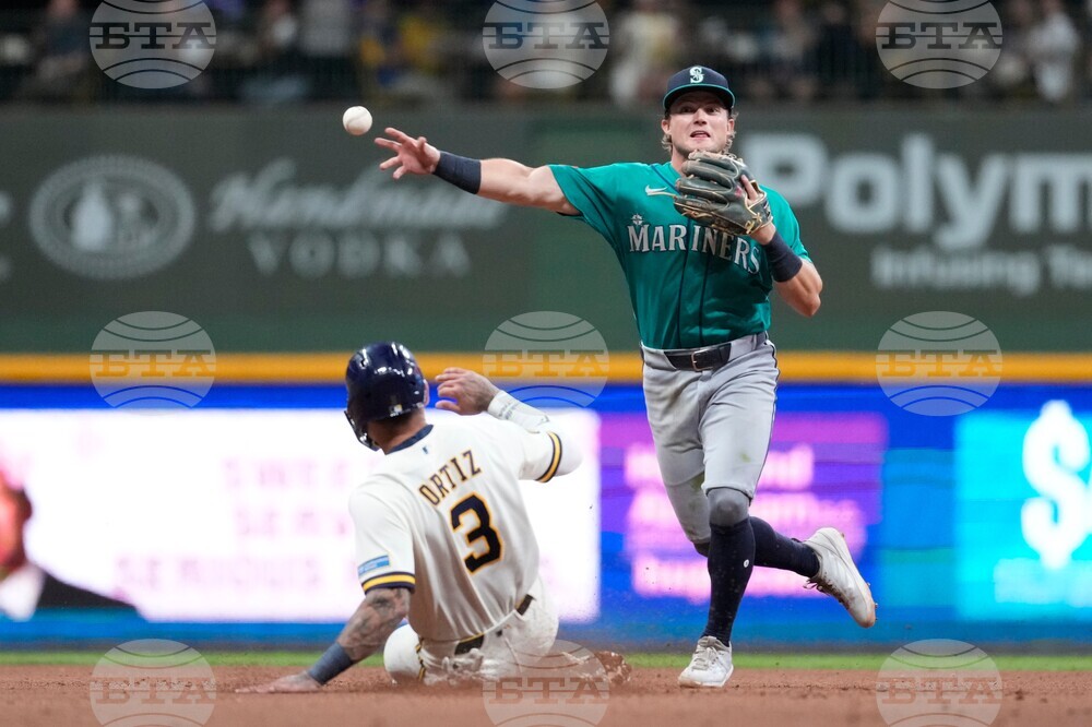 Mariners Brewers Baseball