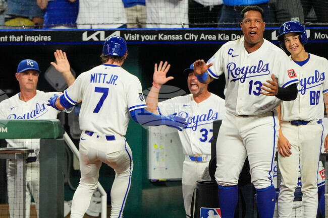 Athletics Royals Baseball